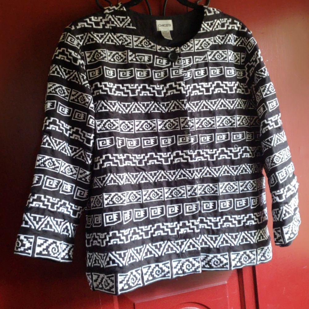 Chico's black and white blazer